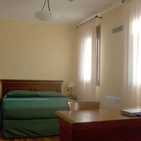 Del Poeta Hotel Arqua Petrarca
